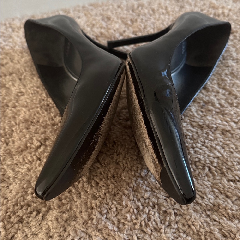 Stuart Weitzman - Black Patent Leather Heels - Picture 6 of 6